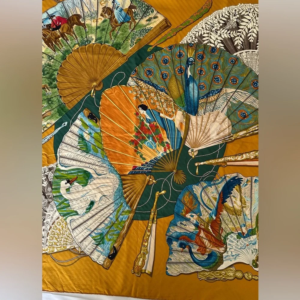 RARE Hermes Brise de charme Silk scarf - Picture 6 of 11